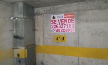 Estacionamiento en Arriendo en En Venta/ Arriendo Estacionamiento cercano a Estación Metro Sta. Isabel