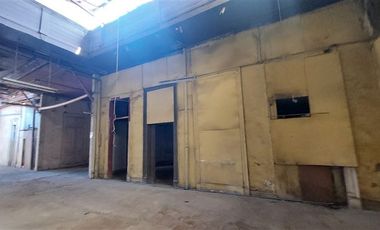 Casa en Arriendo en En Venta / Arriendo Propiedad Comercial a pasos de Estación Metro Cumming