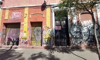 Casa en Arriendo en En Venta / Arriendo Propiedad Comercial a pasos de Estación Metro Cumming