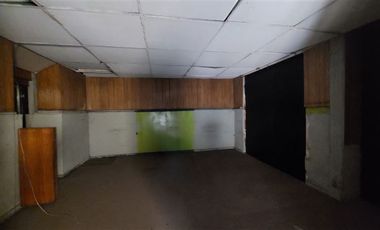 Casa en Arriendo en En Venta / Arriendo Propiedad Comercial a pasos de Estación Metro Cumming