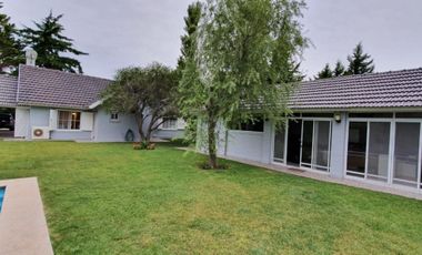 Alquiler de casa en Echeverría del lago - Canning