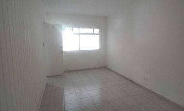 EXCELENTE OFICINA, CONSULTORIO  O  LOCAL EN NARVARTE