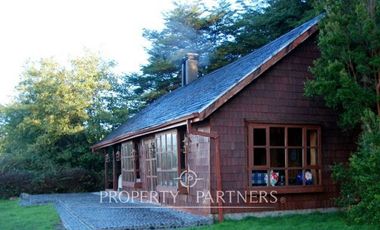 Complejo turístico a orilla del Lago Puyehue