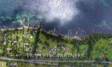 Sitio con dos cabañas a orilla de Lago Puyehue