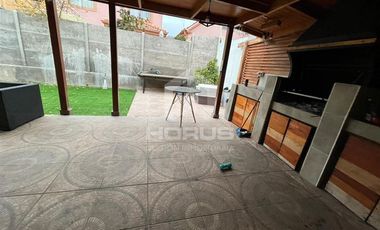 Casa en Venta en Avenida Los Molinos