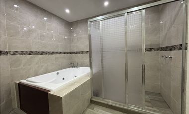 Casa en venta en san juan del rio  en fraccionamiento residencial
