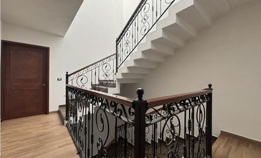 Casa en venta en san juan del rio  en fraccionamiento residencial
