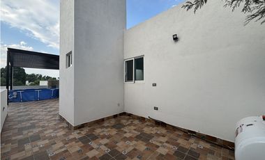 Casa en venta en san juan del rio  en fraccionamiento residencial
