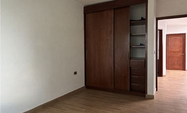 Casa en venta en san juan del rio  en fraccionamiento residencial