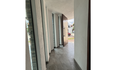 Casa en venta en san juan del rio  en fraccionamiento residencial