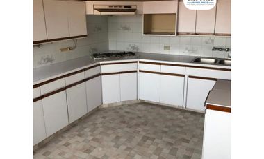 SE VENDE CASA EN BETHANIA POR $278,000