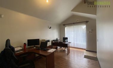 Casa en Venta en Casa a pasos de Colegio Da Vinci, Sector Jardín Oriente