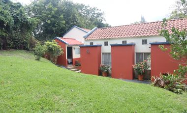 VENDO CASA CAMPESTRE EN UNIDAD CERRADA