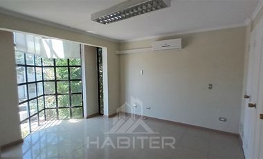 Oficina en Arriendo en Calle Valdivia