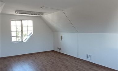 Oficina en Arriendo en Calle Valdivia