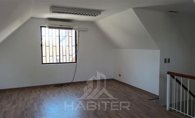 Oficina en Arriendo en Calle Valdivia
