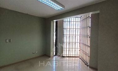 Oficina en Arriendo en Calle Valdivia