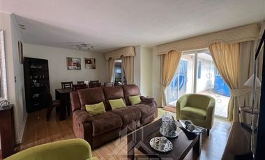 Casa en Venta en COD38299 Gran Casa en Barrio Los Conquistadores Temuco