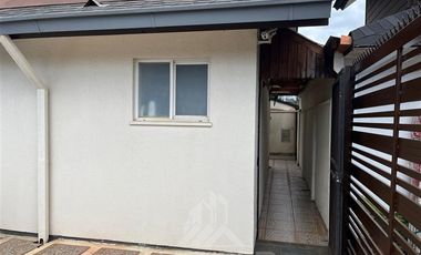 Casa en Venta en COD38299 Gran Casa en Barrio Los Conquistadores Temuco