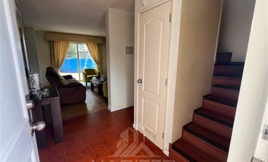 Casa en Venta en COD38299 Gran Casa en Barrio Los Conquistadores Temuco