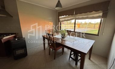 Casa en Venta en Casa 5D-3B en Parcela de 5.000 m2 + Piscina