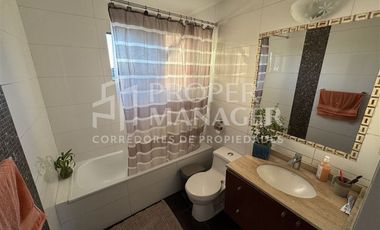 Casa en Venta en Casa 5D-3B en Parcela de 5.000 m2 + Piscina