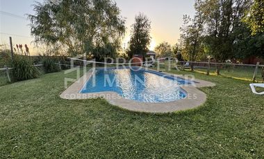 Casa en Venta en Casa 5D-3B en Parcela de 5.000 m2 + Piscina