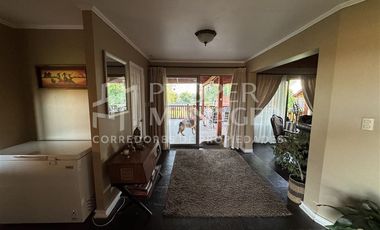 Casa en Venta en Casa 5D-3B en Parcela de 5.000 m2 + Piscina