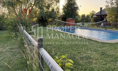 Casa en Venta en Casa 5D-3B en Parcela de 5.000 m2 + Piscina