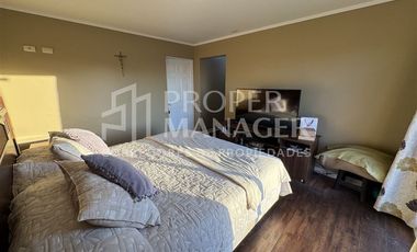 Casa en Venta en Casa 5D-3B en Parcela de 5.000 m2 + Piscina