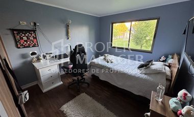 Casa en Venta en Casa 5D-3B en Parcela de 5.000 m2 + Piscina