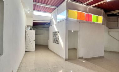 Amplia Oficina en Renta, Romero Rubio, Venustiano carranza