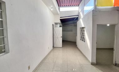 Amplia Oficina en Renta, Romero Rubio, Venustiano carranza