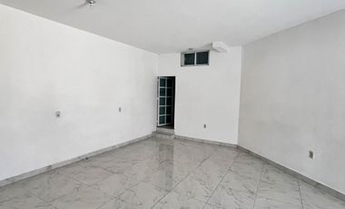Amplia Oficina en Renta, Romero Rubio, Venustiano carranza
