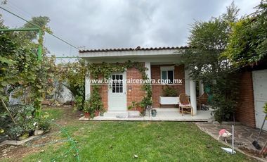 CASA EN VENTA EN TEQUISQUIAPAN FRACC. REAL DEL CIERVO CYANNA