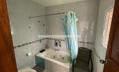 CASA EN VENTA EN TEQUISQUIAPAN FRACC. REAL DEL CIERVO CYANNA