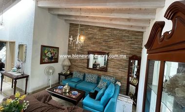 CASA EN VENTA EN TEQUISQUIAPAN FRACC. REAL DEL CIERVO CYANNA