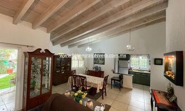 CASA EN VENTA EN TEQUISQUIAPAN FRACC. REAL DEL CIERVO CYANNA