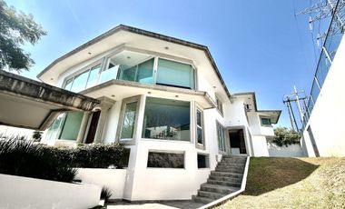 DOS CASAS JUNTAS en bosques de las lomas