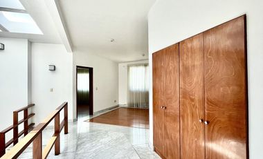 DOS CASAS JUNTAS en bosques de las lomas