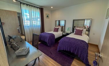 Isabella Portofino, Metepec