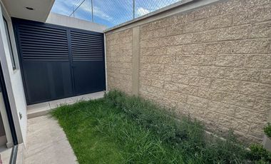 Esmeralda Alana, San Matreo Atenco