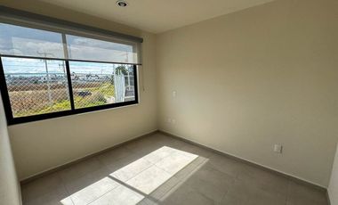 Esmeralda Alana, San Matreo Atenco