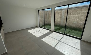 Esmeralda Lua, San Mateo Atenco