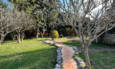 QUINTA CAMPESTRE EN VENTA. AMPLIOS JARDINES. KOBÉN, CAMPECHE.