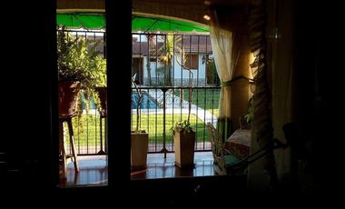 Venta  casa con piscina y parque, Ramos Mejía, Balcarce 200