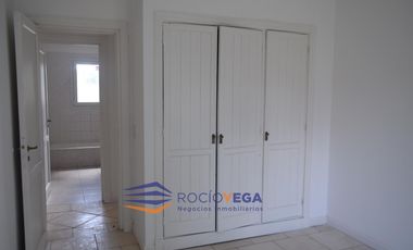 Casa en  venta en alquiler anual Martindale Pilar