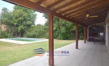 Casa en  venta en alquiler anual Martindale Pilar