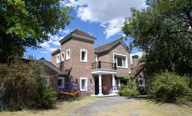 Casa en  venta en alquiler anual Martindale Pilar