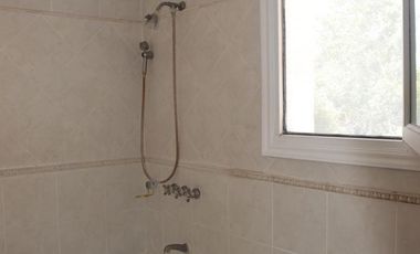Casa en  venta en alquiler anual Martindale Pilar